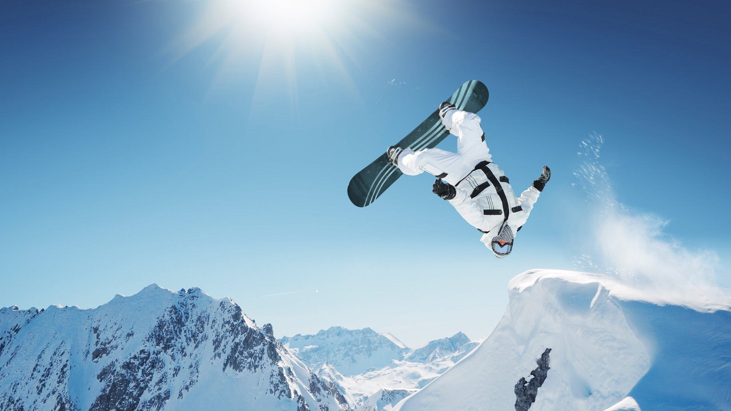 蝶泳项目中立代表队A发挥稳定，蝶泳中国选手